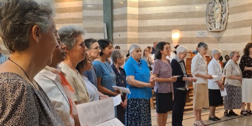 Celebrare la Madonna del Cenacolo 1