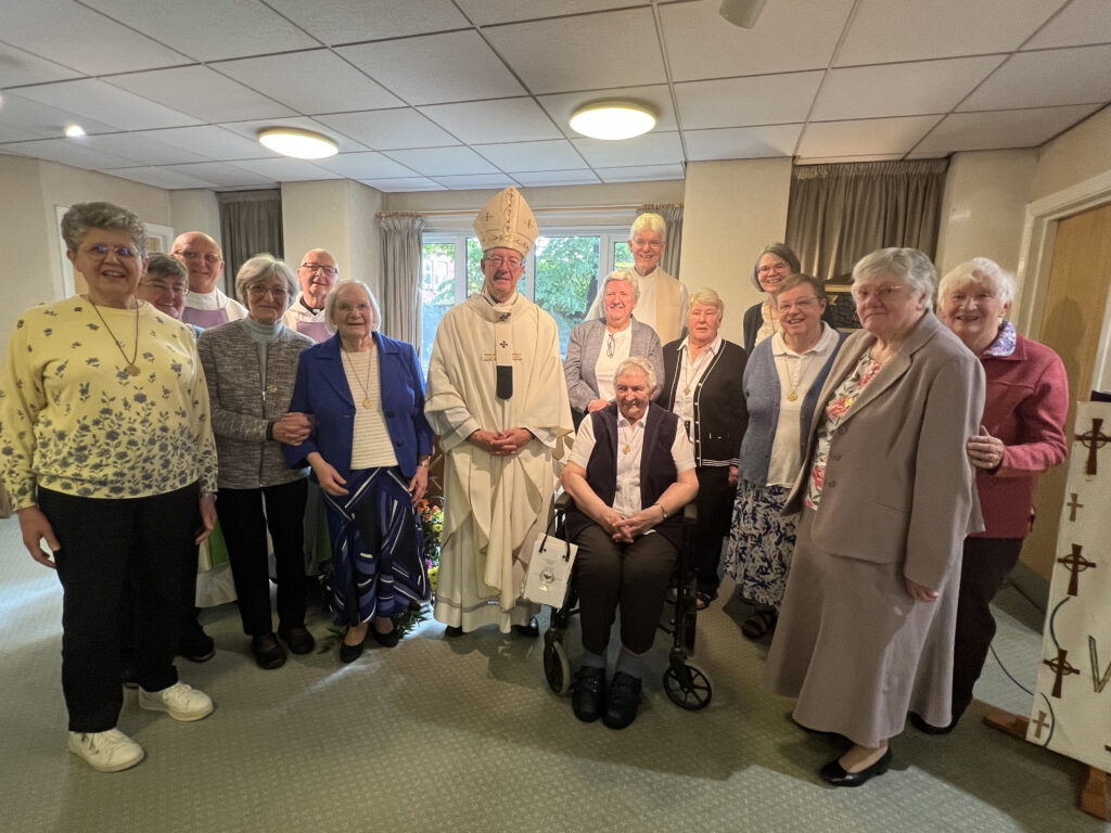 Celebrazione dei 117 anni di ministero a Liverpool